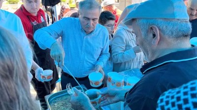 Başkan Avcu, Alevi Vatandaşlara Muharrem Aşuresi Dağıttı