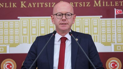 CHP'li Sarı : Emeklimiz Ekonomik Soykırımı Kurbanı