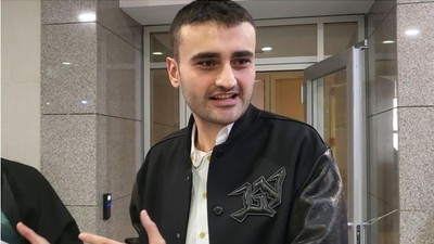 CZN Burak ve Babasına Hapis Şoku !