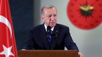 Cumhurbaşkanı Erdoğan'dan Macaristan Dönüşü Önemli Açıklamalar