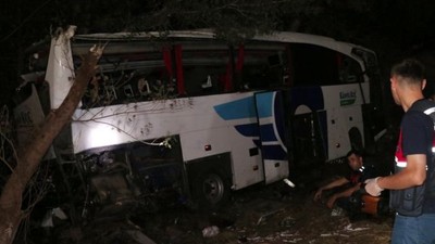 Feci Kaza: Yolcu Otobüsü Şarampole Uçtu