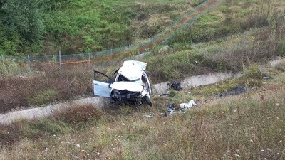 Şarampole Uçan Otomobil Baba ve Oğula Mezar Oldu