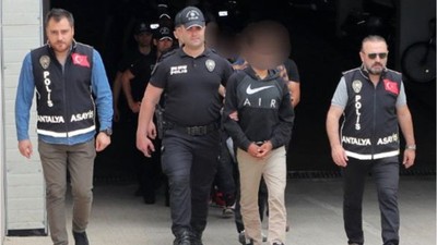Balıkesir'de 24 Aranan Şahsa Operasyon
