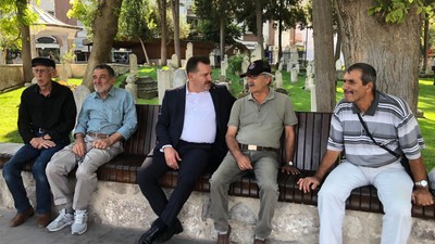 Başkan Yılmaz Vatandaşlarla Kucaklaştı