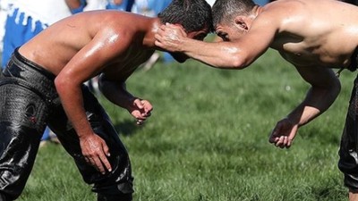 Burhaniye-Kızıklı Yağlı Pehlivan Güreşleri Başlıyor!