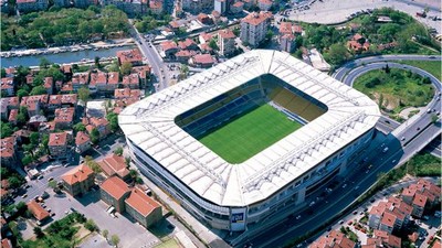 Fenerbahçe'den Tarihi Karar! Stadın İsmi Değişiyor