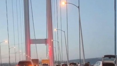 Köprüde Garip Olay! Kimse Ne Olduğunu Anlayamadı