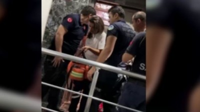 Sağlıkçıların Asansörle İmtihanı: Kurtarılmayı Beklediler