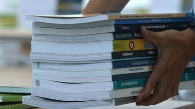 Ücretsiz Ders Kitapları Sıralarda Yerini Aldı