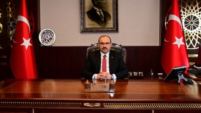 Vali Ustaoğlu’dan Zafer Bayramı Mesajı