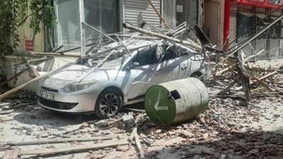 Aracını 5 Dakikalığına Park Etti Döndüğünde Şoka Uğradı