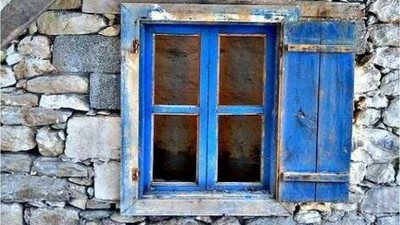 Balıkesir Dursunbey'de 3 katlı kargir bina mahkemeden satılık