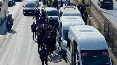 Çevik Kuvvet Ekibi Zincirleme Kazaya Karıştı