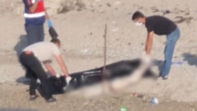 Sahilde Dehşet! Parçalanmış Ceset Karaya Vurdu!