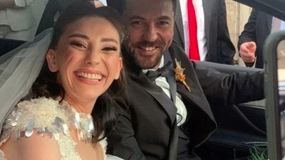 Yeni Evli Çifti Kaza Ayırdı!