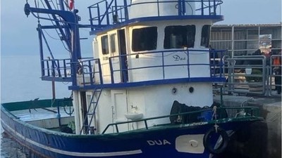 Balıkesir Sularında Balıkçı Teknesine Operasyon!