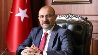 Vali Ustaoğlu Şehit Düşen Mehmetçikler İçin Mesajı Yayımladı
