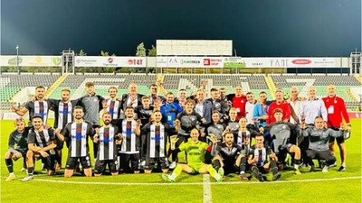 Başkan Deveciler'den Burhaniye Belediyespor’a Mesaj
