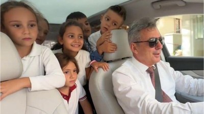 Çocuklar Seslendi : ‘Bas Gaza Başkan’