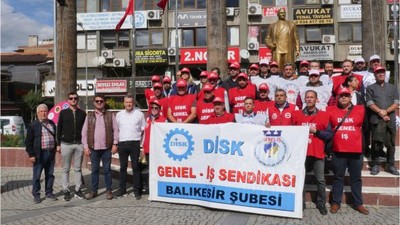 Edremit Belediye Çalışanları Maaş Gecikmelerini Protesto Etti