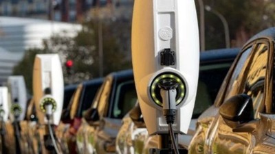 İlk Yarıda Elektrikli Otomobil Satışları Katlandı