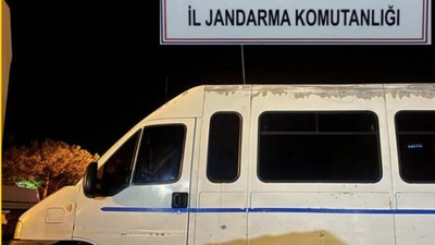 Kaçmak İçin Yola Çıktılar ! Balıkesir Jandarmasından Kaçamadılar