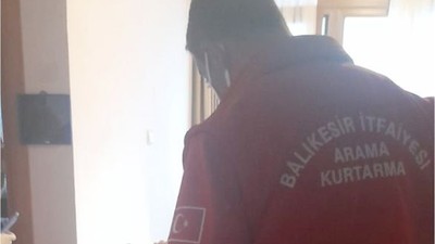 Kapıyı Açıp Girdiklerinde Dehşete Düştüler !
