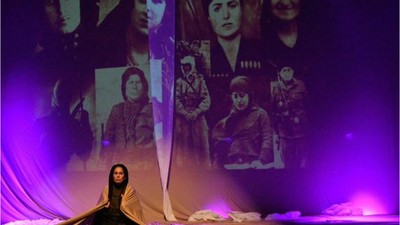 'Kurtuluşun Kadınları' Ayakta Alkışlandı