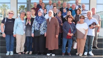 Sınıf Arkadaşları 50 Yıl Sonra Ayvalık'ta Buluştu