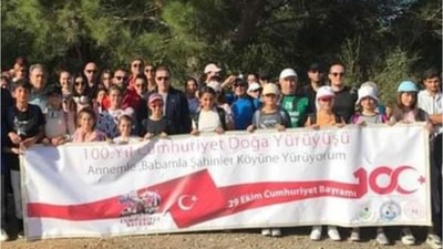 Burhaniye'de 100'üncü Yıla Özel Doğa Yürüyüşü