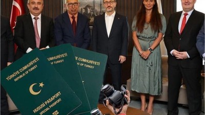 Gazeteciler Cumhurbaşkanından Yeşil Pasaport Talep Etti