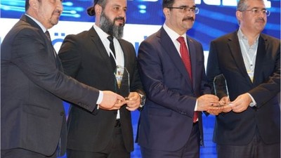 Balıkesir İmam Hatip Lisesi 100. Yılında Ödül Aldı