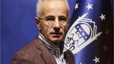 Bakan Uraloğlu Balıkesir'de ki Yol Çalışmaları Hakkında Bilgi Verdi