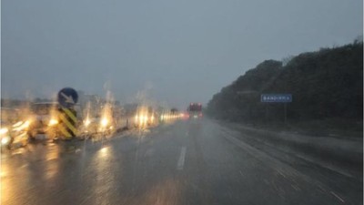 Bandırma Güne Kar Yağışı İle Başladı