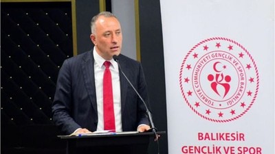 Müdür Özalp'ten Gençler İçin İş Birliği ve Destek Sözü
