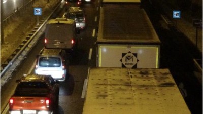 Yolda Saatlerce Mahsur Kaldılar