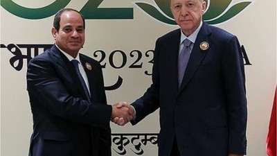 Cumhurbaşkanı Erdoğan, Mısır Cumhurbaşkanı Sisi ile bir araya geldi
