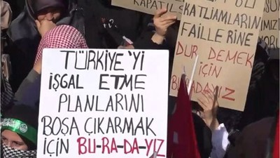 İHH'nın "Filistin İçin Özgürlük Konvoyu" İncirlik Üssü önüne geldi