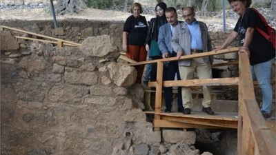 Vali Ustaoğlu’ndan Müjde! Arkeolojik kazılara Destek Verilecek
