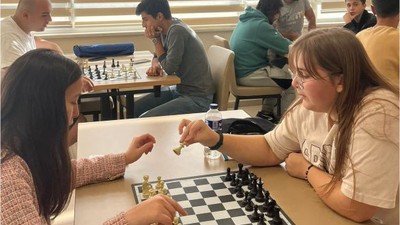 Balıkesir-Ayvalık'ta Satranç Turnuvalarını Öğrenciler Düzenledi