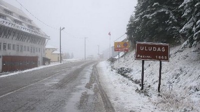 Uludağa Yılın İlk Karı Yağdı