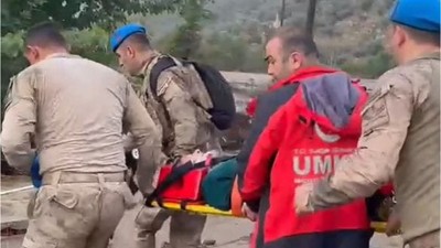 Sele kapılan 3 kişi öldü