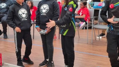 Balıkesirli Gençlerin New Jersey Başarısı