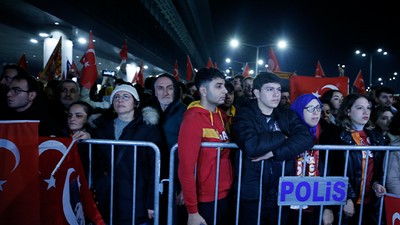 Galatasaray Futbol Takımı, İstanbul'a döndü