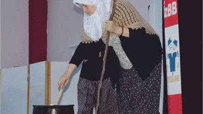 Gömeç’te ‘Yukarıbey Köyü’ Kadın Tiyatrosu