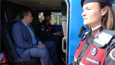 Jandarma Ekipleri İfadeleri Araçlarda Alıyor
