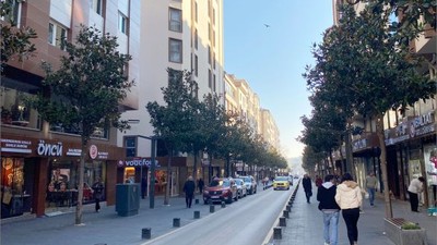 Soğuk Hava Balıkesir Sokaklarını Etkiledi