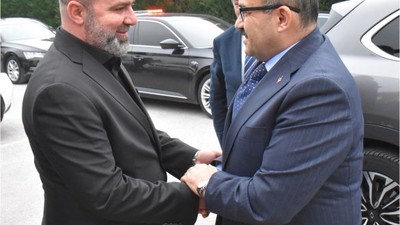 Vali Ustaoğlu'ndan Balıkesirspor'a Destek