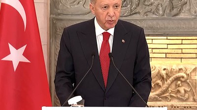 Erdoğan: "Yunanistan ile aramızda çözülemeyecek hiçbir sorun yok"