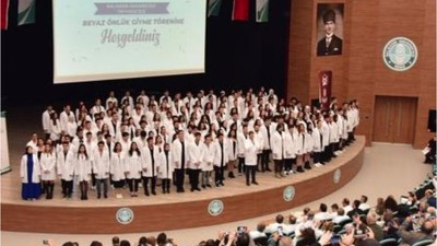 BAÜN'ün Hekimleri Beyaz Önlüklerini Giydi